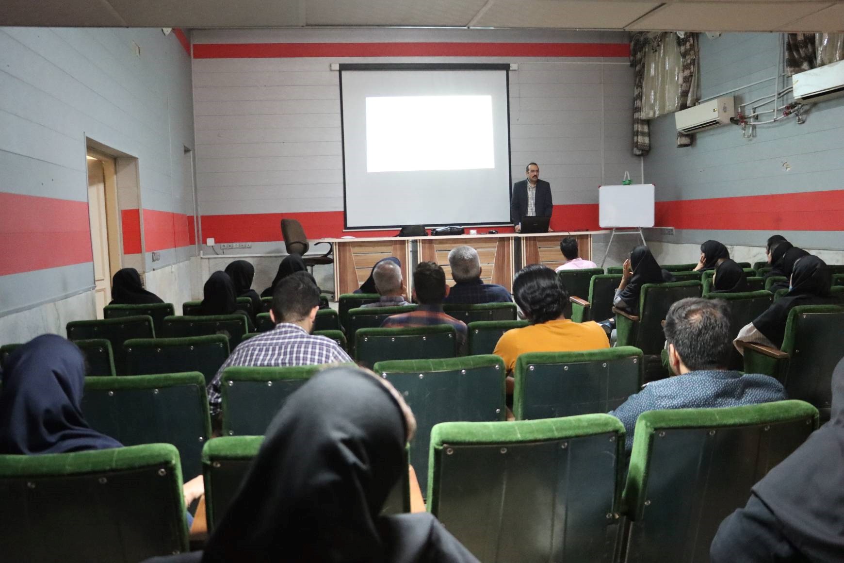 پیام عکس