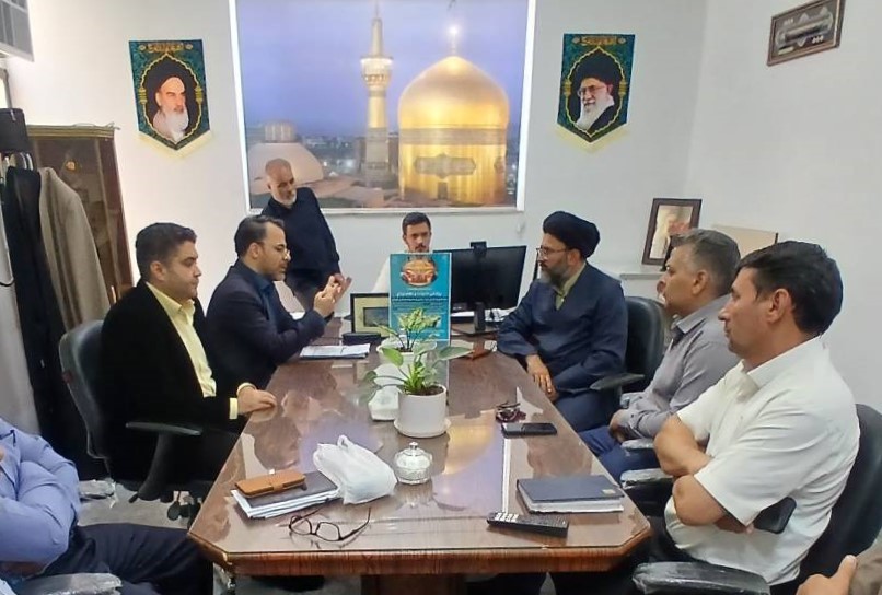 تبیین برنامه ملی پزشک خانواده و نظام ارجاع برای مدیران ارشد اداره گاز و اداره اوقاف و امور خیریه نیشابور
