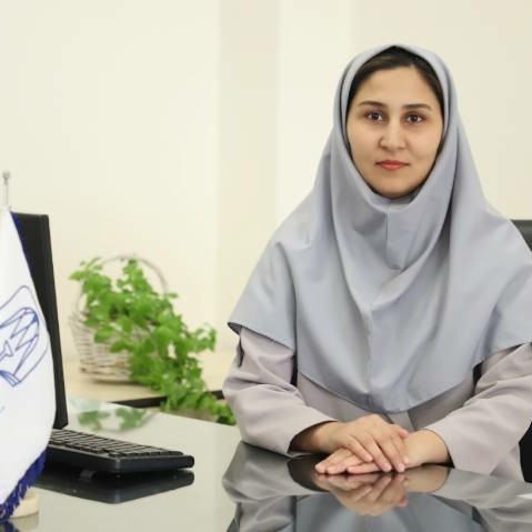 Elahe Zeinali